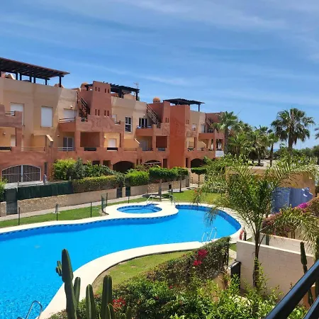 Appartamento Apartamento Coqueto Con Terraza Y Cerca De La Piscina Comunitaria Y De La Playa! *