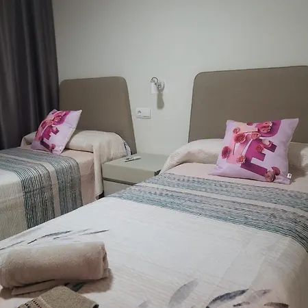 Apartamento Coqueto Con Terraza Y Cerca De La Piscina Comunitaria Y De La Playa! * Playas de Vera