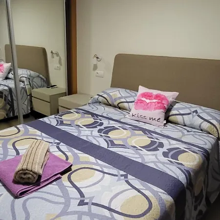 Apartamento Coqueto Con Terraza Y Cerca De La Piscina Comunitaria Y De La Playa! * Playas de Vera