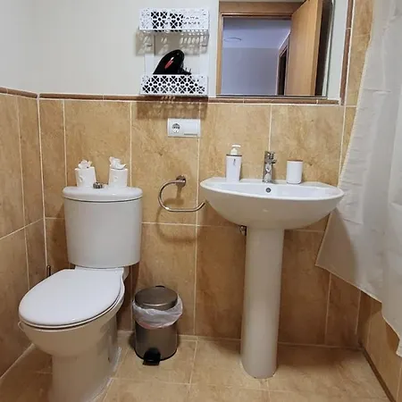 Apartamento Coqueto Con Terraza Y Cerca De La Piscina Comunitaria Y De La Playa! Apartment
