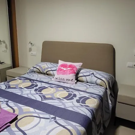 Apartamento Coqueto Con Terraza Y Cerca De La Piscina Comunitaria Y De La Playa! Apartment