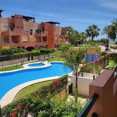 Apartment Apartamento Coqueto Con Terraza Y Cerca De La Piscina Comunitaria Y De La Playa! *