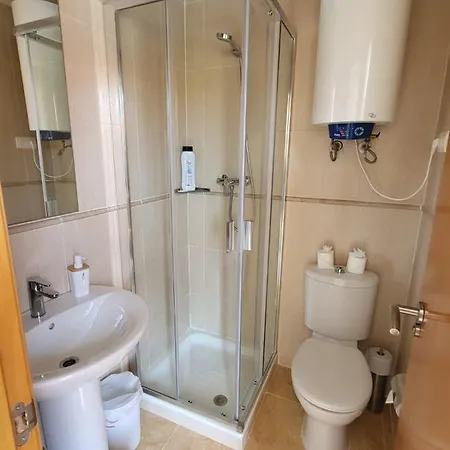 Apartamento Coqueto Con Terraza Y Cerca De La Piscina Comunitaria Y De La Playa! Apartment